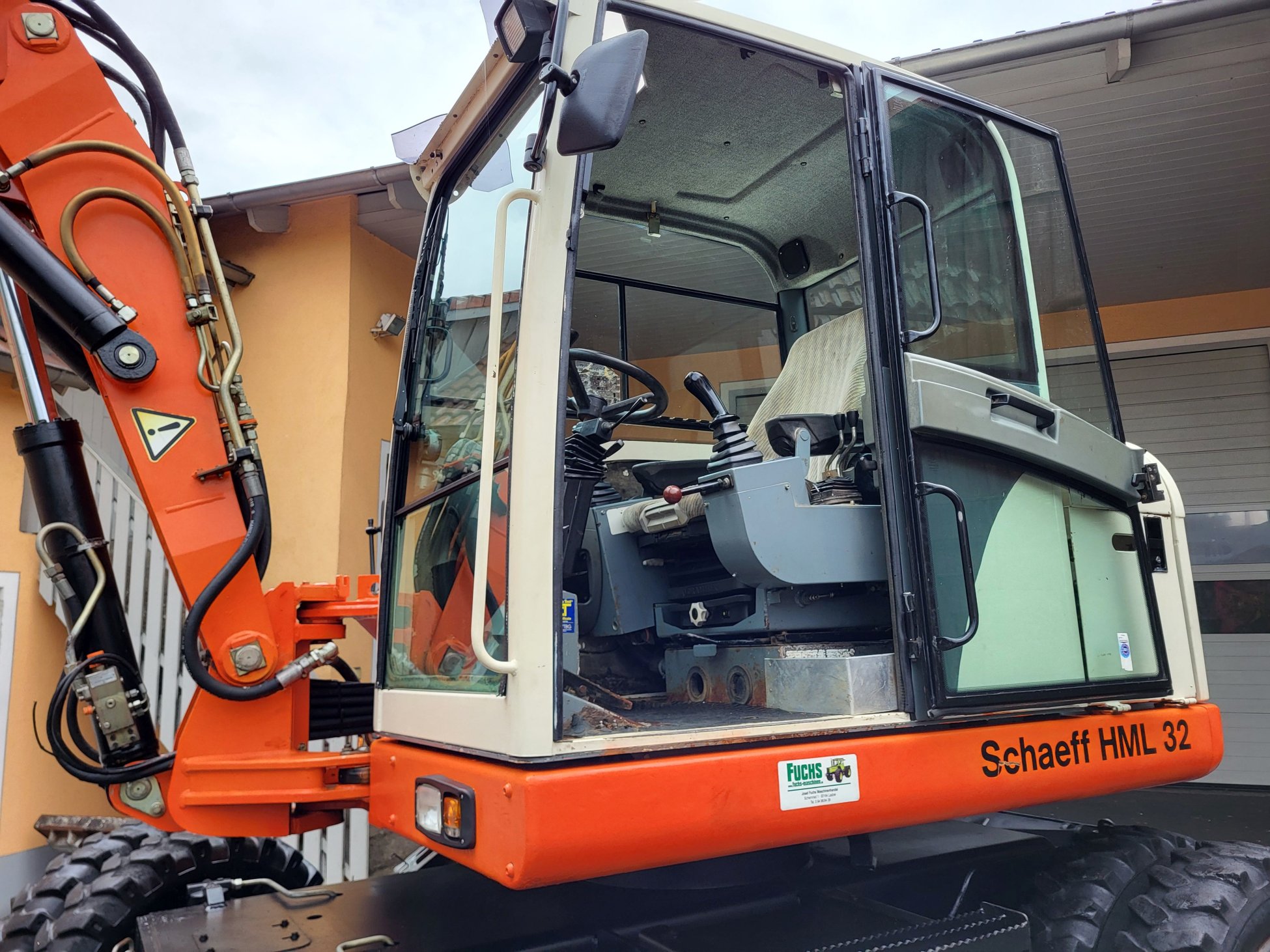 Fuchs Maschinenhandel Landmaschinen Traktor Laaber bei Regensburg